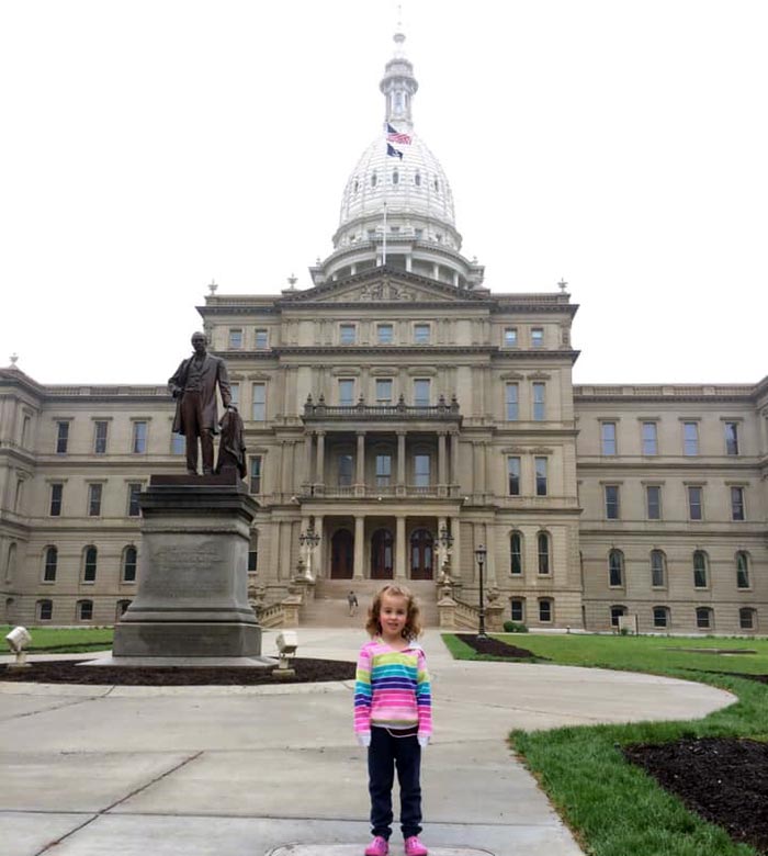 Michigan-State-Capitol-Building-Tour-girl-outside