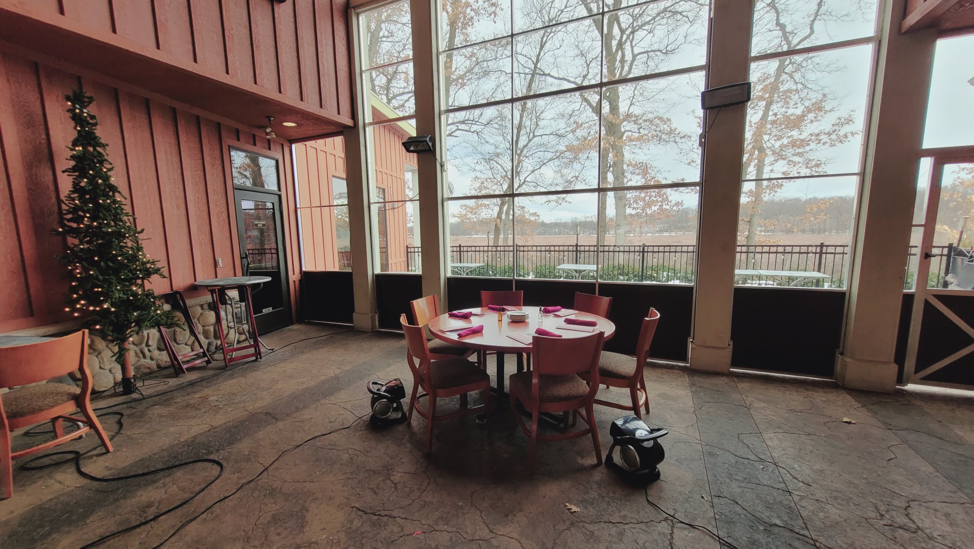 Bundle Up + Dine Out 30+ Kalamazoo Restaurants with Igloos, Pods, and