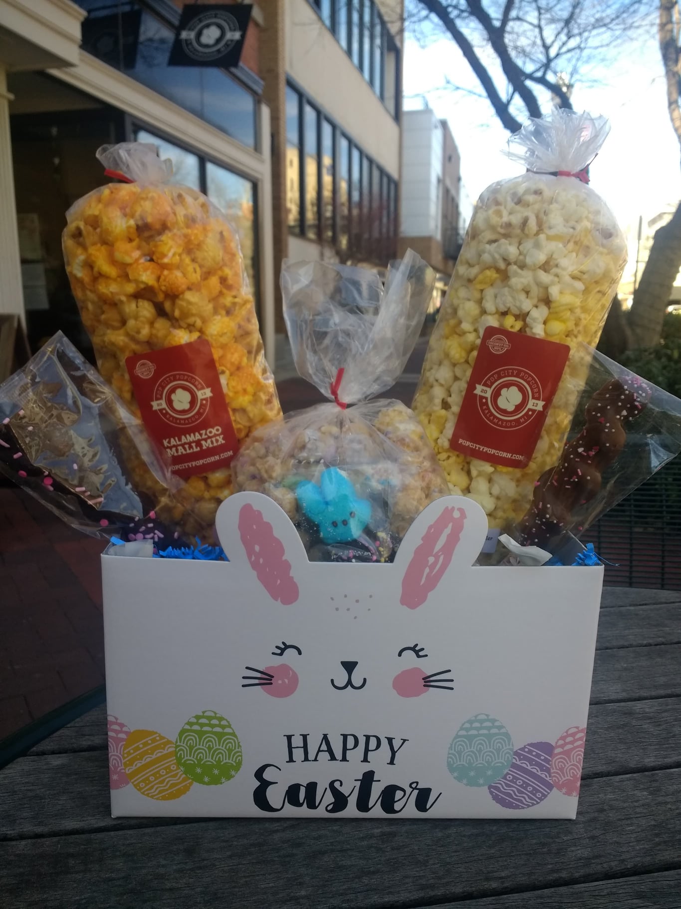 2021 Easter Guide Kalamazoo Easter Egg Hunts, Easter Brunches, Meals