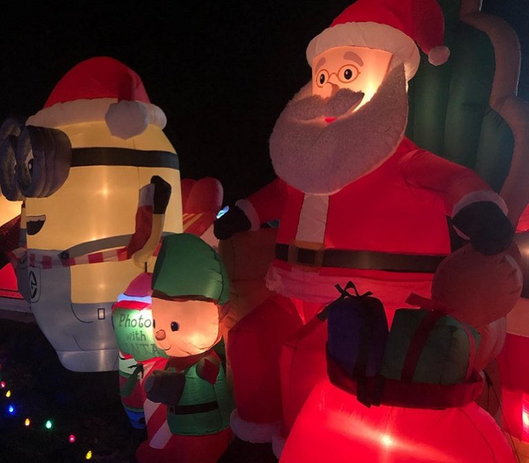 The Best Kalamazoo Christmas Lights BIG list of Displays that Sparkle