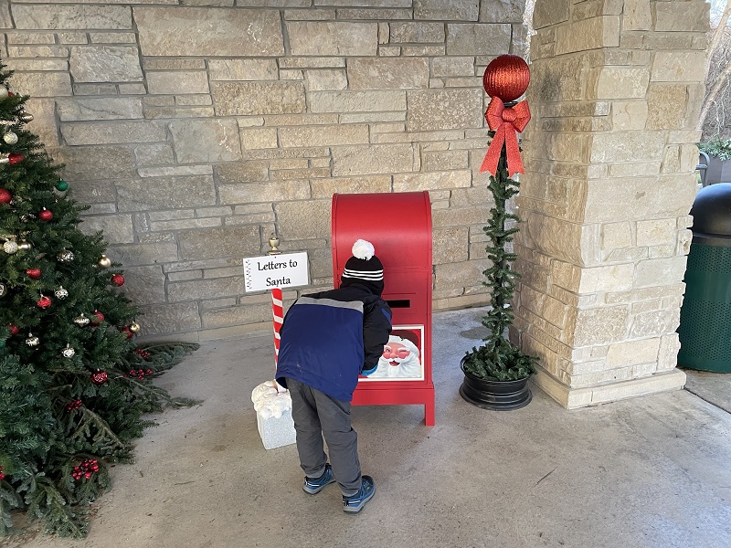 Deck the Halls in Celery Flats Giant Christmas Cards, Photo Ops Galore