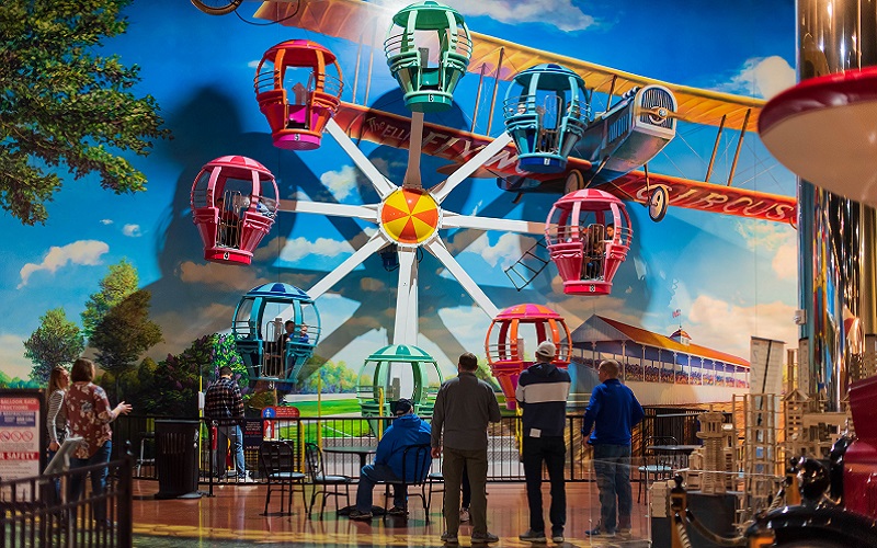 Air Zoo Ferris Wheel
