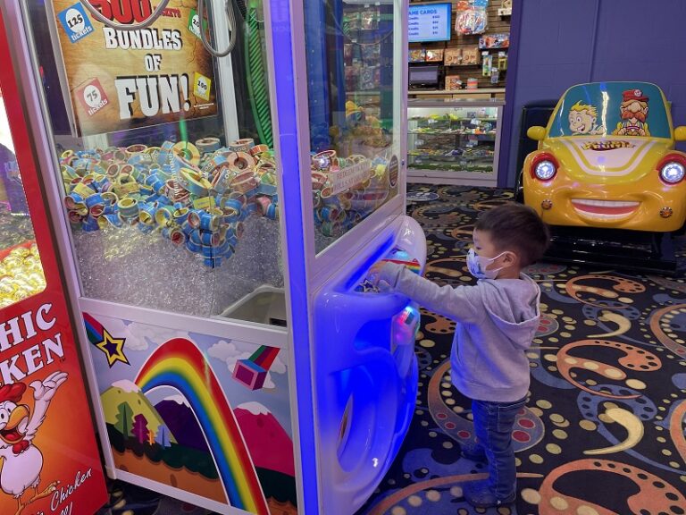 Ultimate Zehnder's Splash Village Frankenmuth Waterpark Trip Planner