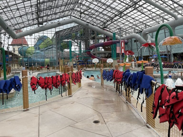 Ultimate Zehnder's Splash Village Frankenmuth Waterpark Trip Planner