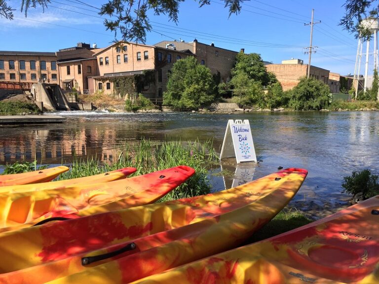 20+ Awesome Spots for Kayaking in Kalamazoo + Tubing in Michigan KZOOKIDS