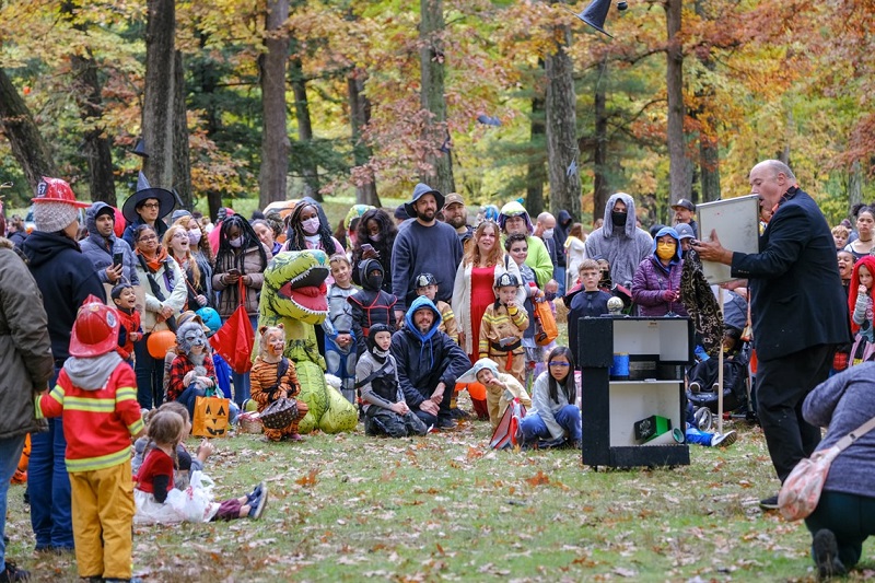 Halloween Forest 2022 Kzoo Parks