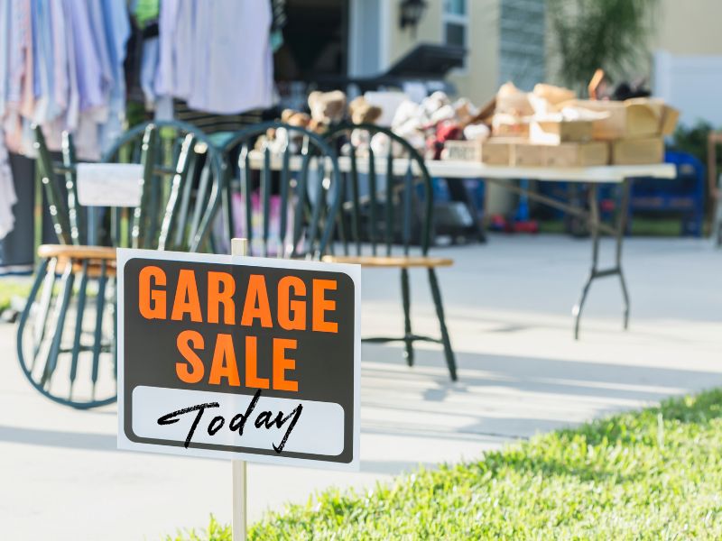 kalamazoo garage sales, neighborhood garage sale, southwest michigan garage sale