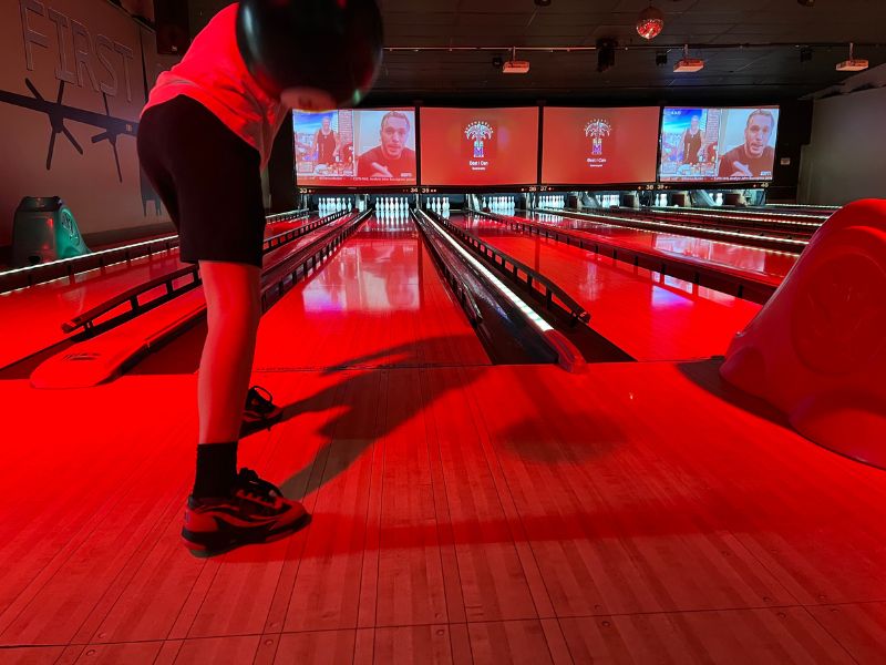 Airway Lanes, Bowling