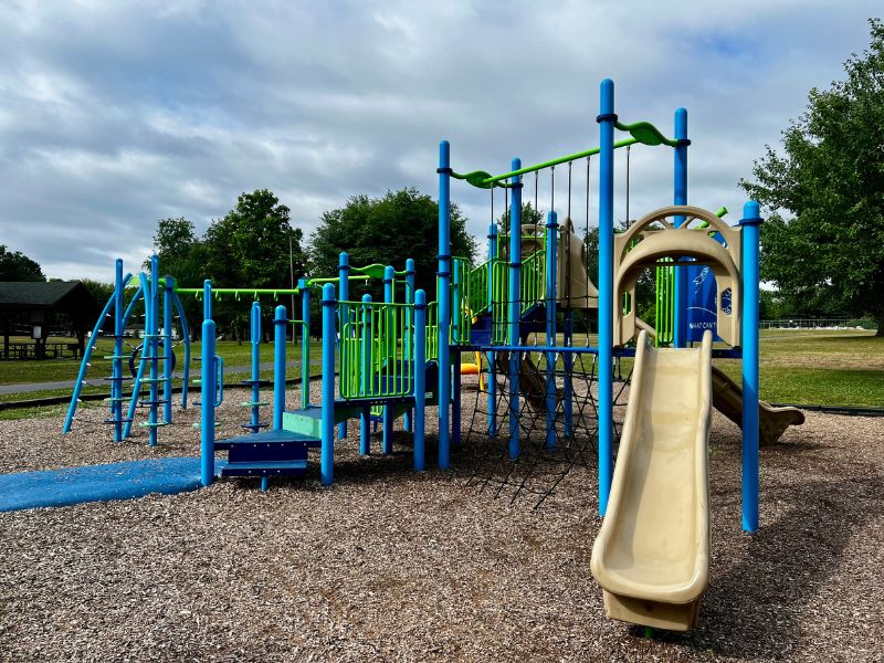 Lakeview Park Playground, Portage