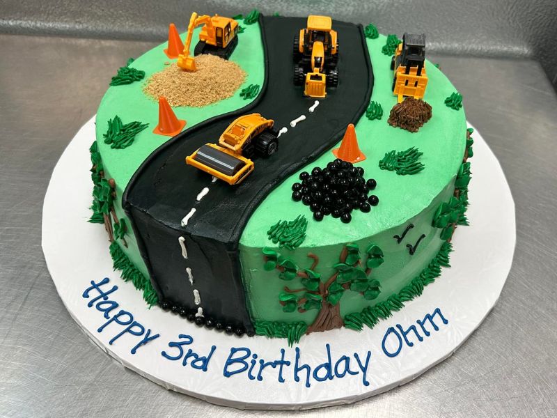 Berts Bakery birthday cake, birthday cake in Kalamazoo, best birthday cake