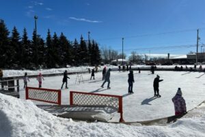 Millennium Ice Rink 2024, Ice Skating