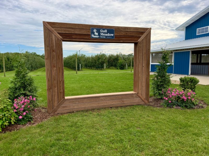 Gull Meadow Farms Photo Frame 2026