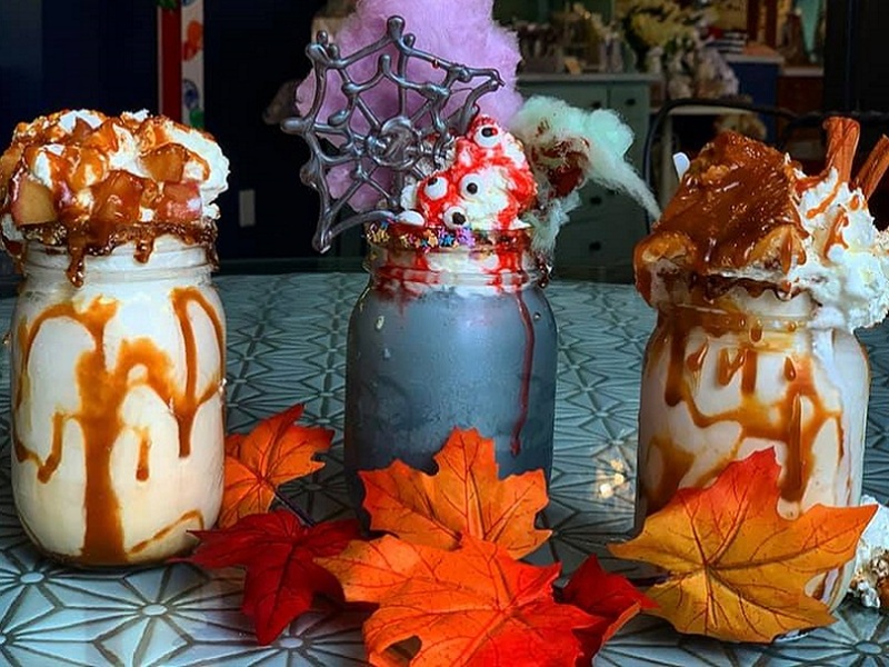 Cherri's Chocol'art Fall Monster Shakes